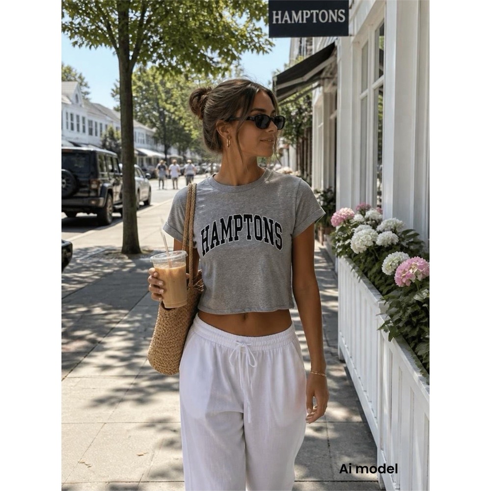 Hamptons Graphic Cropped T-Shirt Heather Gray Short Sleeve Crew Neck Top